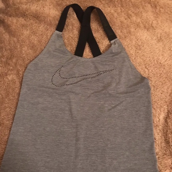 Nike tank top - Picture 1 of 3